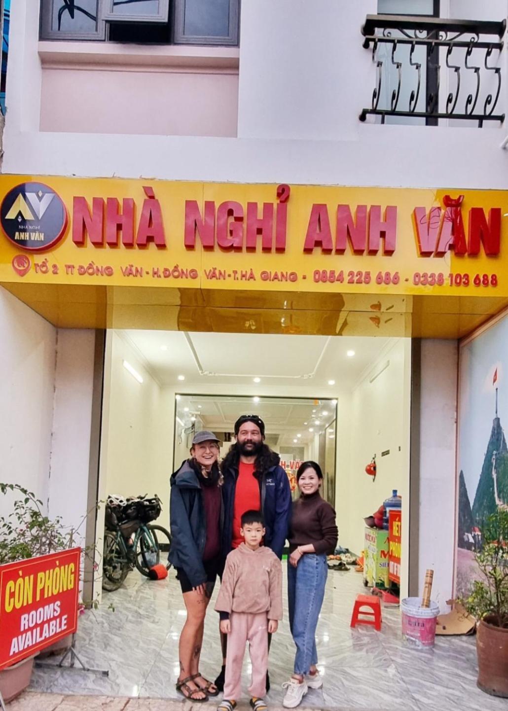 Nha Nghi Anh Van Dong Van  Exterior photo